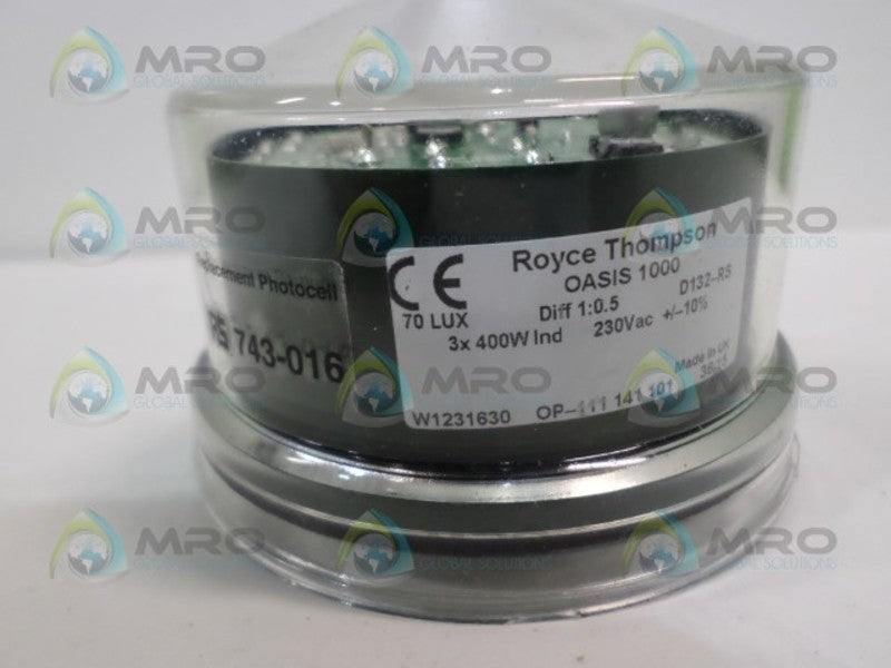 ROYCE THOMPSON OASIS 1000 D132-RS 743-016 LIGHTING CONTROLLER SWITCH UNMP