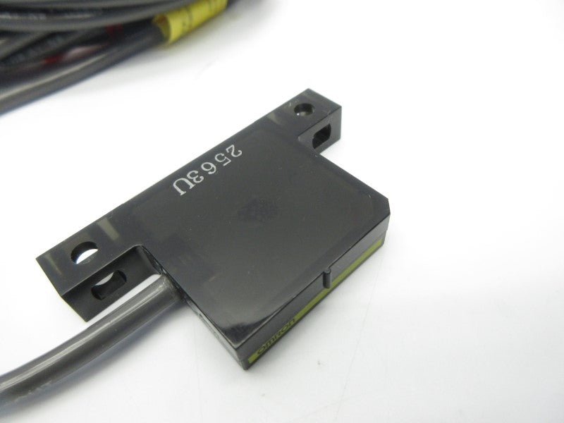 OMRON E3HF-1DE1 12-24VDC 5M NSMP