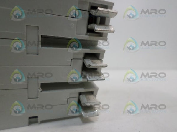 SQUARE D QO325EC10 CIRCUIT BREAKER 25A UNMP