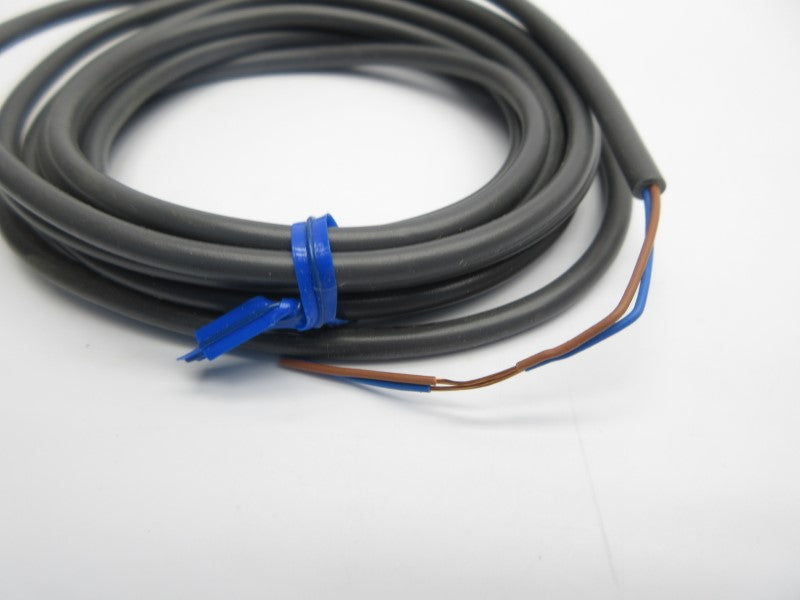 OMRON E3V3-T61-L 12-24VDC NSNP