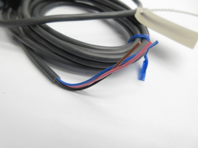 OMRON E3R-5DE4 NSNP
