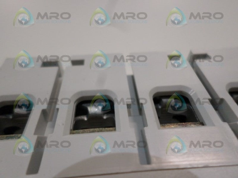 SQUARE D 05015 RSD25034 CIRCUIT BREAKER 25A UNMP