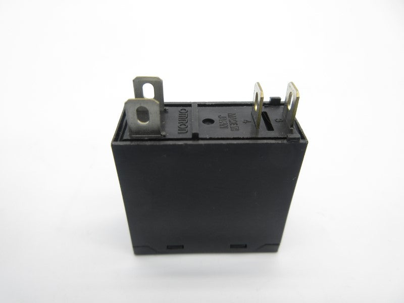 OMRON G3RD-X02SN 24VDC 2A NSNP