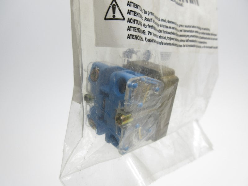 ALLEN BRADLEY 800E-2LX02V SER. A NSMP