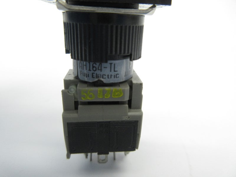 FUJI ELECTRIC AH164-TLYE3 250VAC 5A NSNP