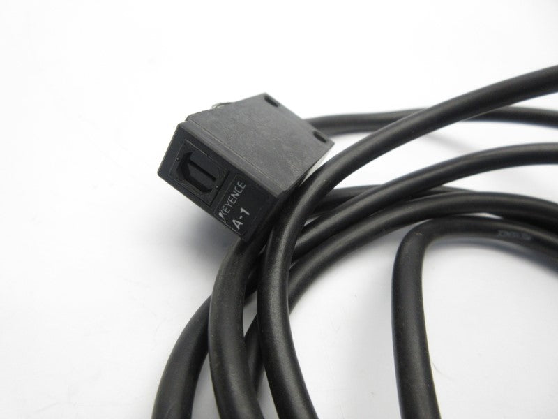 KEYENCE PZ-51R 12-24VDC UNMP