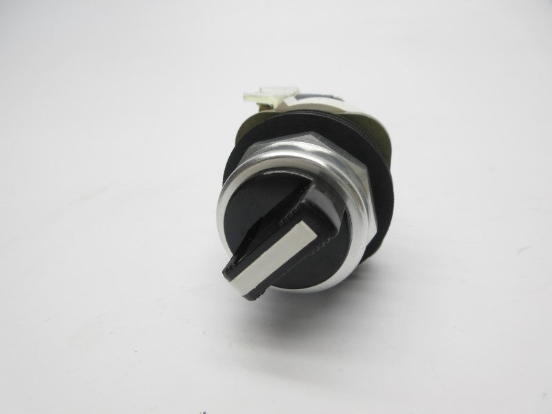 ALLEN BRADLEY 800T-J2A SER. T (BK/YL) NSMP