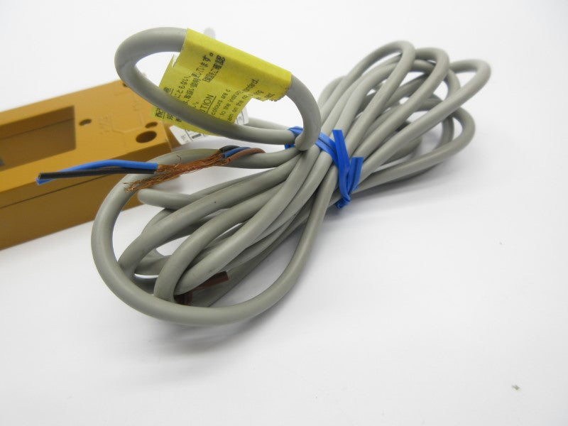 OMRON E3S-GS3B4 1224VDC NSNP