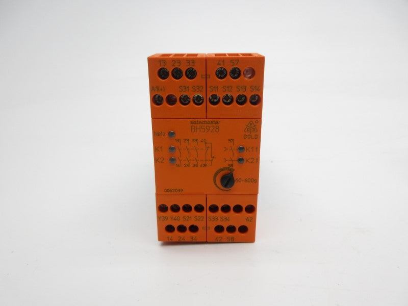 DOLD BH5928.47/61 0062039 24VAC/DC 5A 60-600S NSMP
