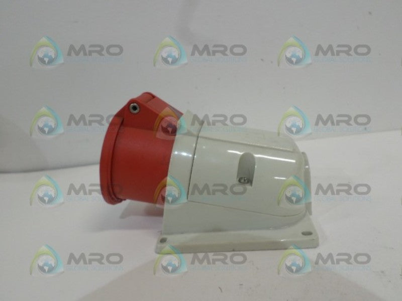 LEGRAND P17 57309 SOCKET NSNP