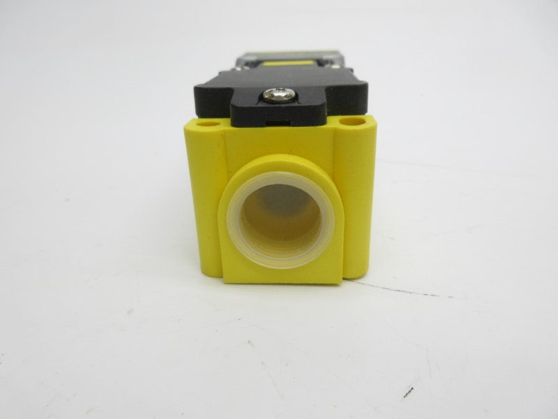 TURCK BI15-CP40-FZ3X2 20-250VAC NSMP