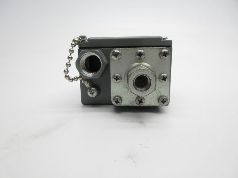 SQUARE D 9012GDW-26 SER. C 5-250PSI NSNP