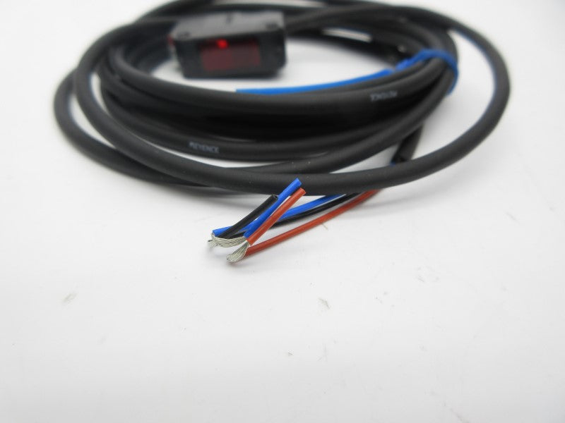 KEYENCE PZ2-42 12-24VDC NSMP
