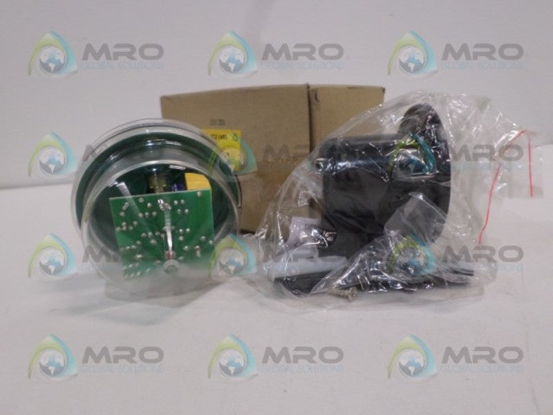 ROYCE THOMPSON S300 DRG-111 472-1486 LIGHTING CONTROLLER DETECOR NSNP