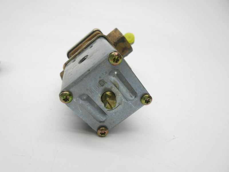 JOHNSON CONTROLS V46AB-1 150PSI 1/2" NSNP