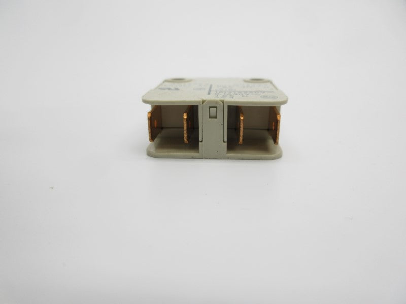 MATSUSHITA AV14053 380VAC 16A NSNP