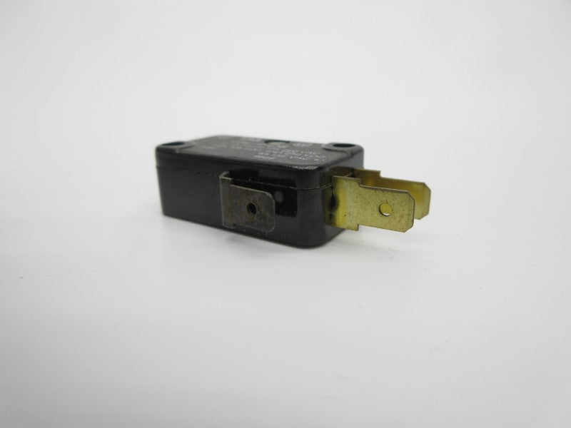 MICRO SWITCH V3L-4-D8 250VAC 15.1A NSNP
