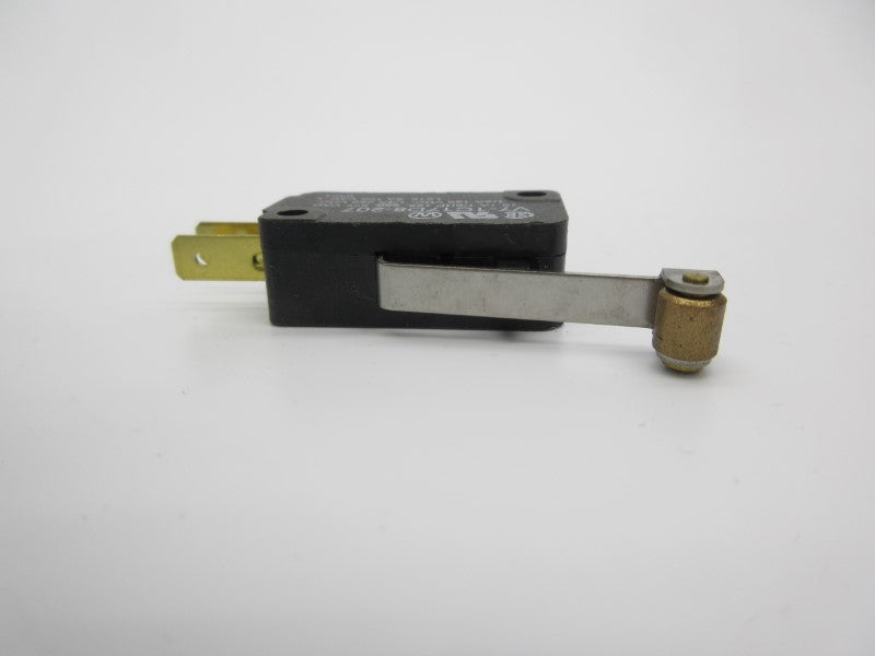 MICRO SWITCH V7-1C17D8-207 277VAC 15.1A NSNP