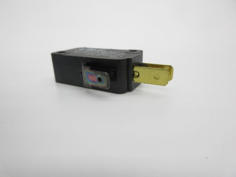 MICRO SWITCH V7-1C17D8-207 277VAC 15.1A NSNP
