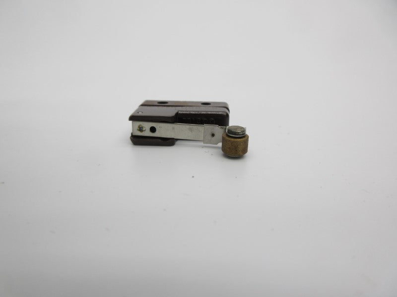 OMRON 311SM6-H58 250VAC 5A NSNP