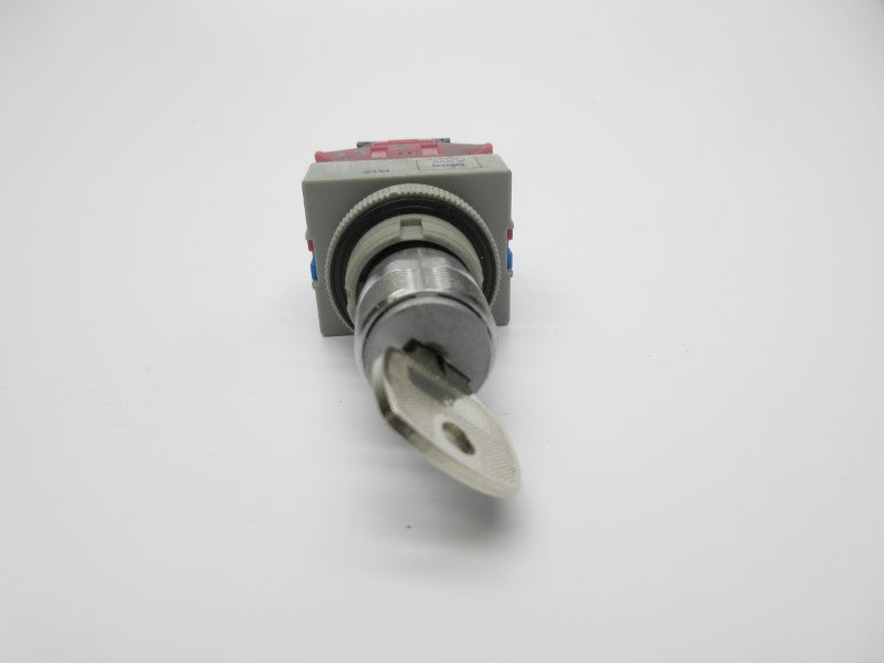 IDEC AXW411-R 120-600VAC NSNP