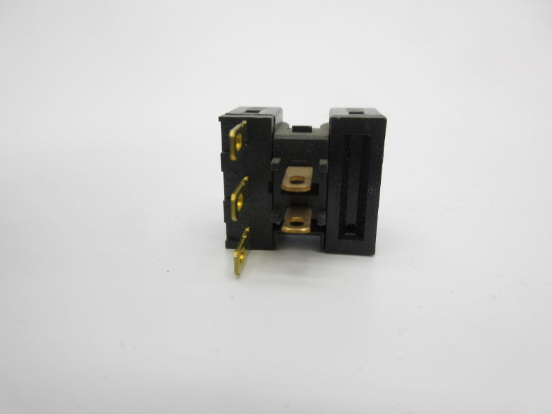 OMRON A16-1 250VAC 3A (AS PICTURED) NSNP