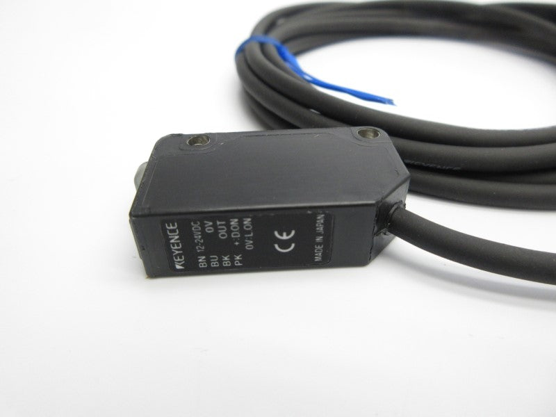 KEYENCE PZ-M11 12-24VDC NSNP