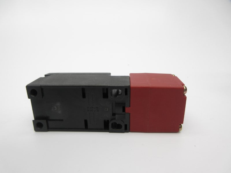 OMRON D4DS-3AFS 400V 2A NSNP