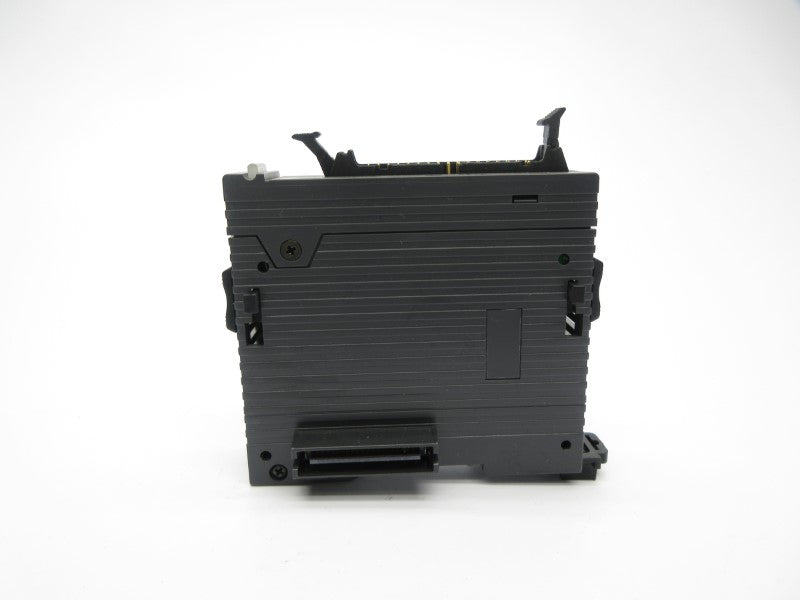 KEYENCE KV-C32TA 30VDC 0.2A NSNP