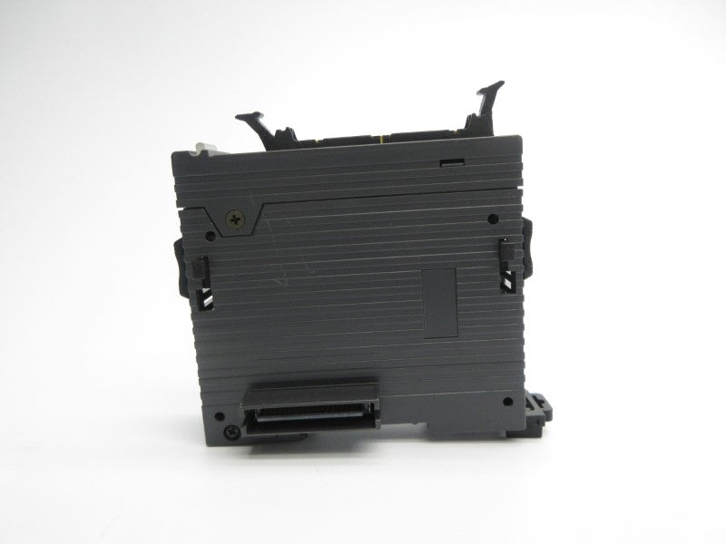KEYENCE KV-C32XA 24VDC NSNP