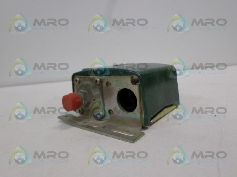 TEDDINGTON CONTROLS TBV-CS1 PRESSURE SWITCH UNMP