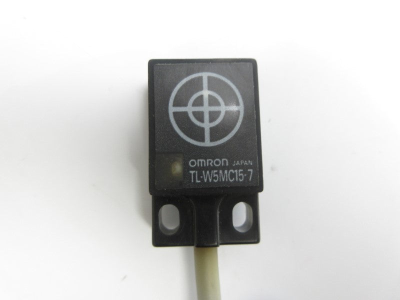 OMRON TL-W5MC15-7 12-24VDC NSNP