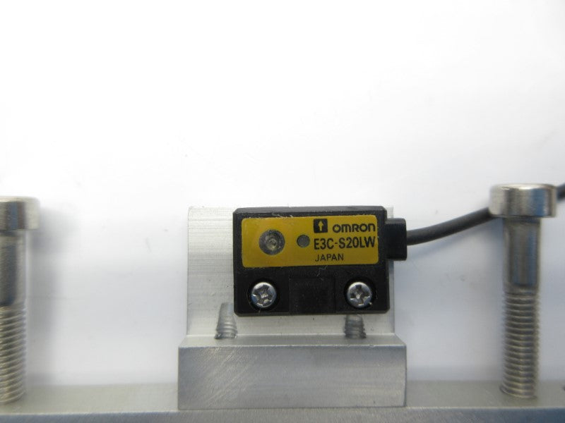 OMRON E3C-S20LW (AS PICTURED) NSNP