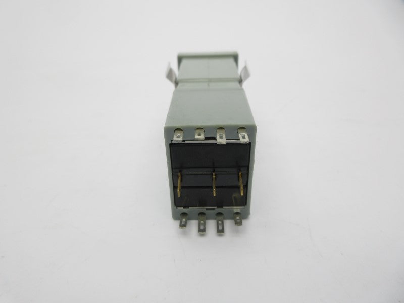 IZUMI MCM23-M 220VAC 3A NSNP