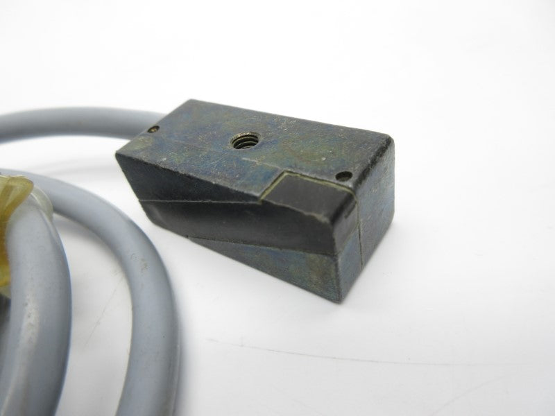 FESTO SMEO-1-LED-24 11881 24V 1A UNMP
