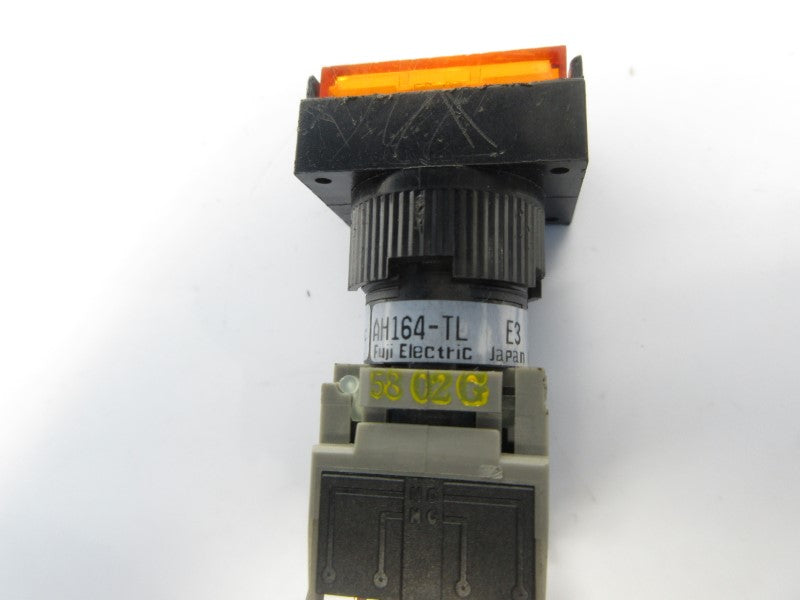 FUJI ELECTRIC AH164-TLE3O 250VAC 5A UNMP