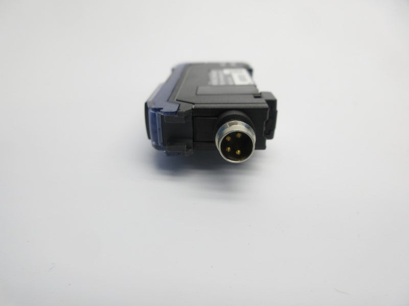 KEYENCE FS-V32C 24V NSMP