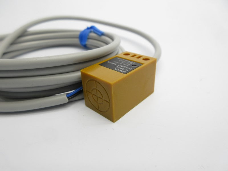 OMRON TL-Q5MC2 12-24VDC 2M NSMP