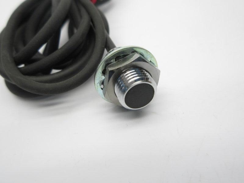 KEYENCE EM-010 10.8-30VDC NSNP