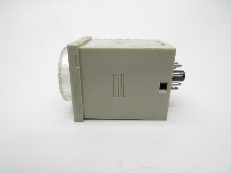 OMRON H3CR-A8S 24-48VAC 0.05S-300H NSNP