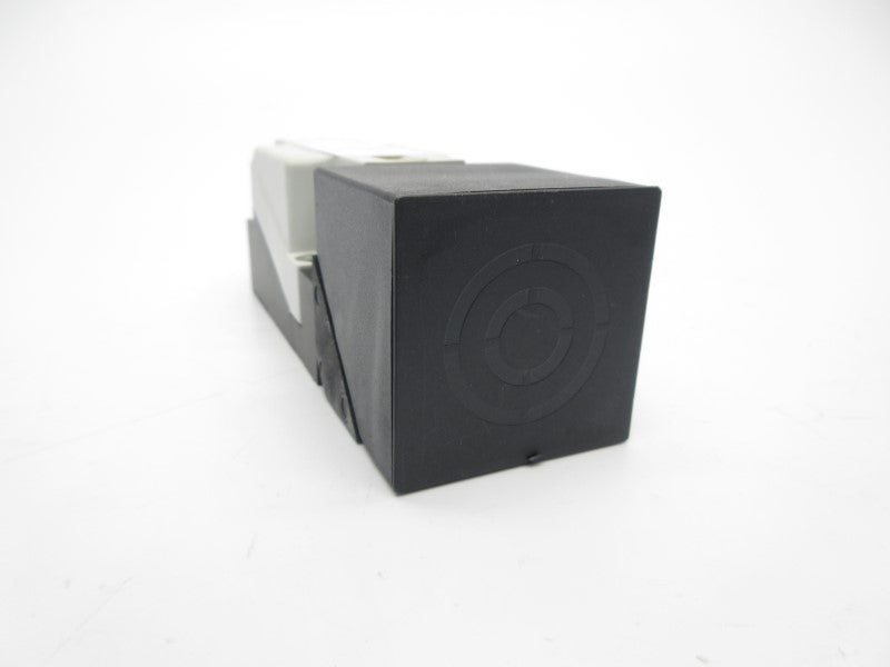 BALLUFF BES-517-132-U3-H-S4 BES023H 10-55VDC NSNP