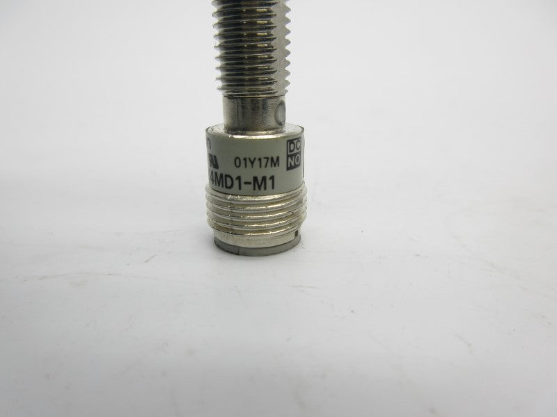 OMRON E2E-X4MD1-M1 12-24VDC NSNP