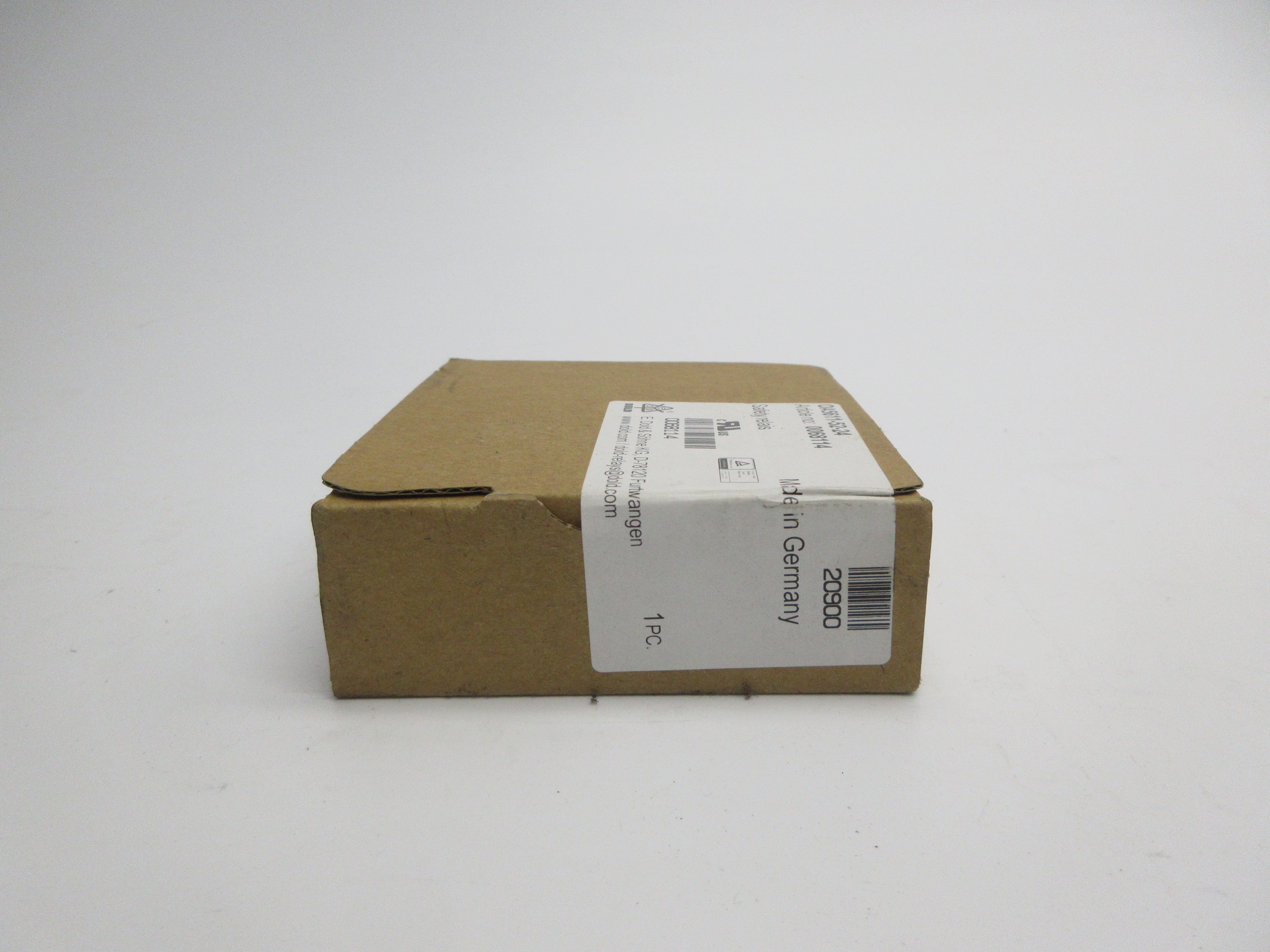 DOLD OA5611-52-24 0068114 NSFS