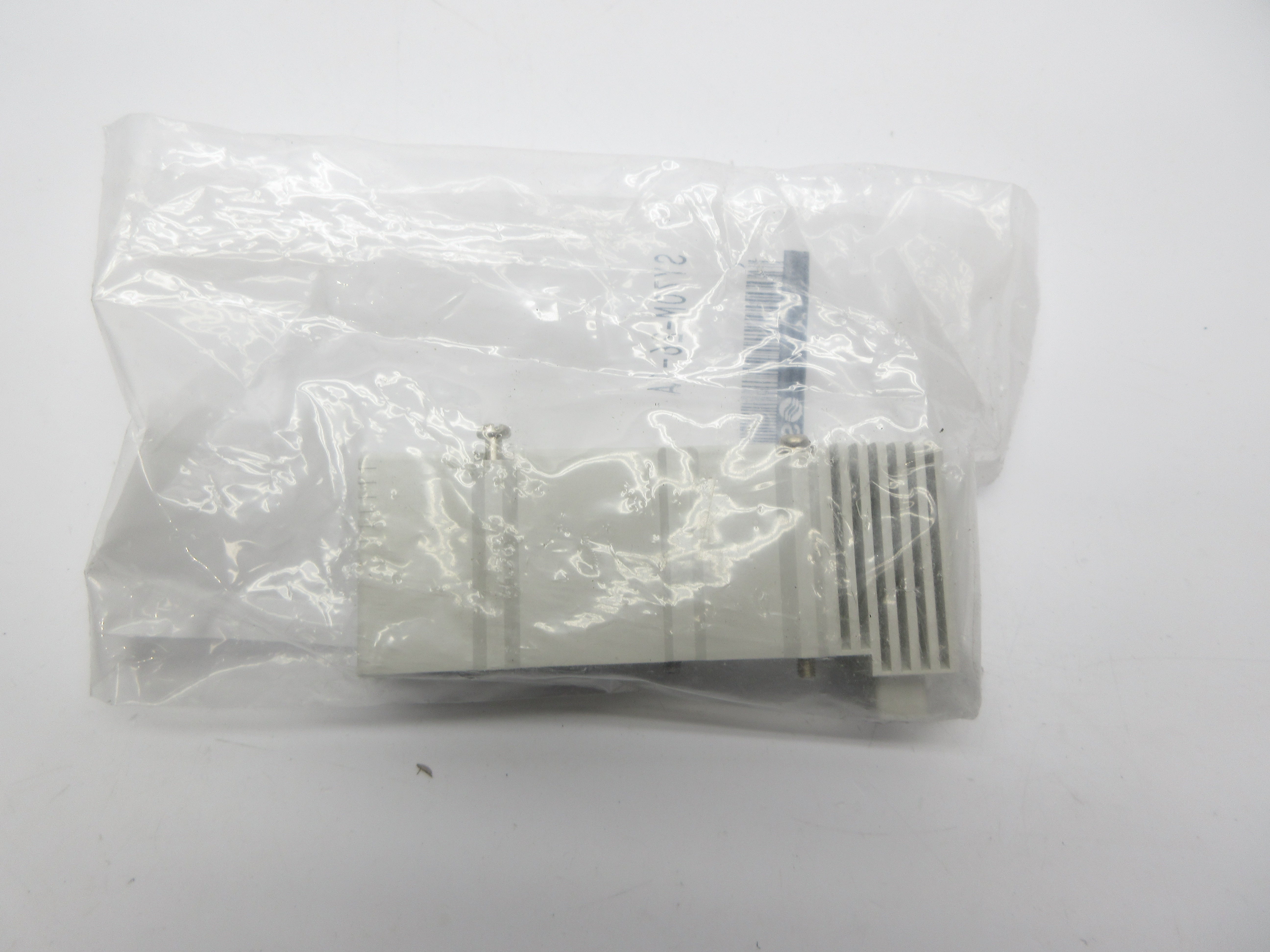SMC SY70M-26-1A NSMP