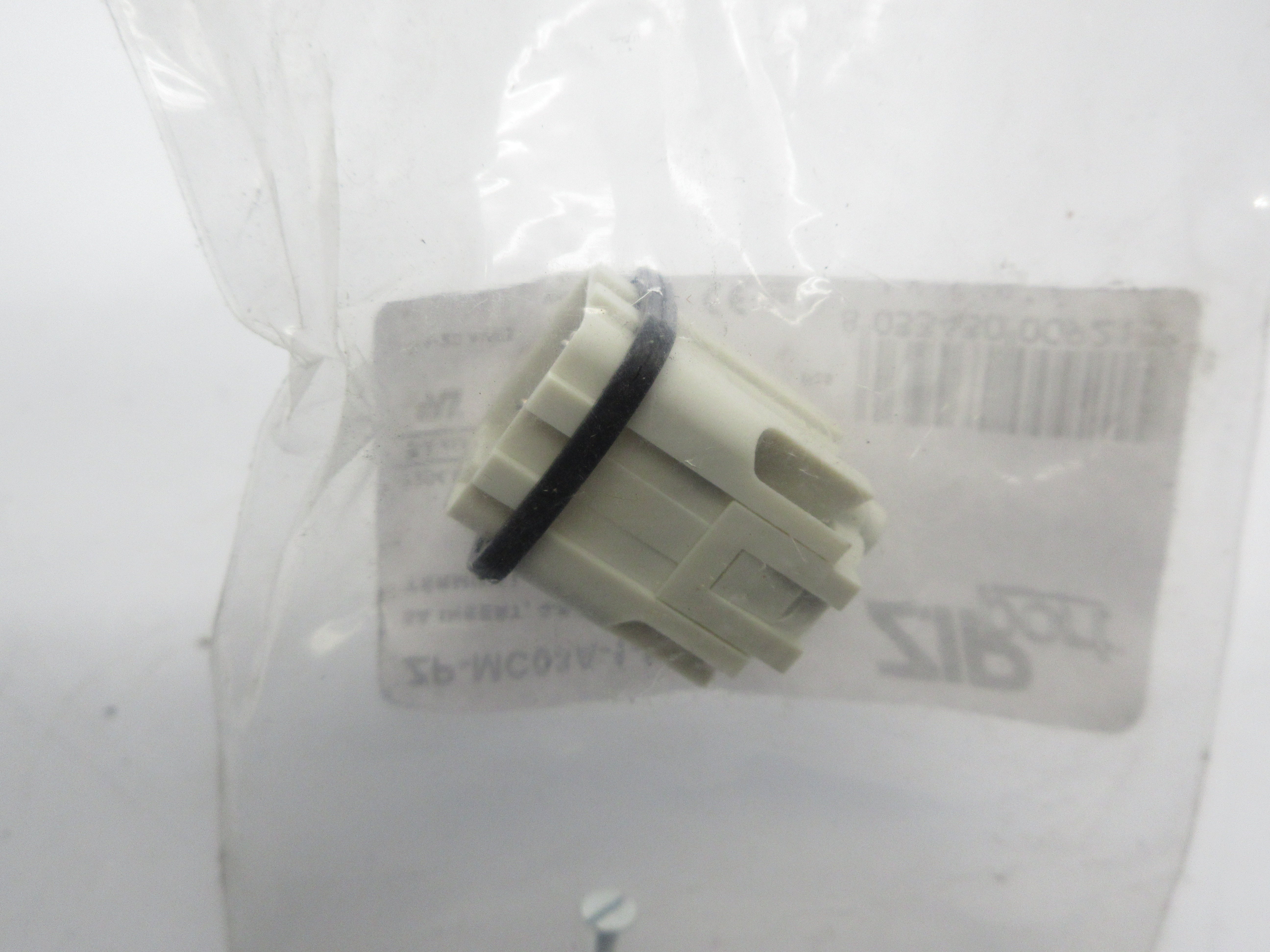 ZIP PORT ZP-MC03A-1-MS004 600V 10A NSMP