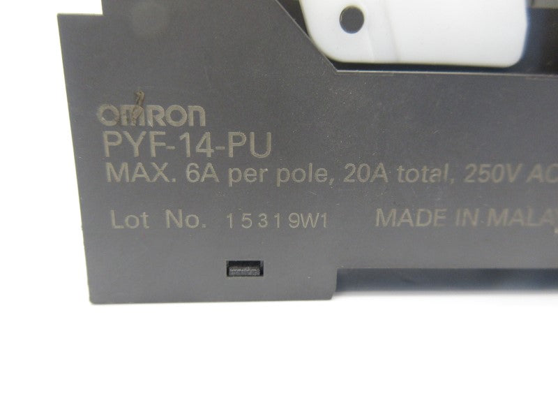 OMRON PYF-14-PU 250VAC 20A NSNP