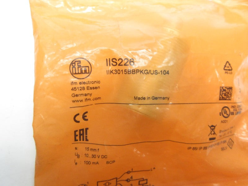 IFM EFECTOR IIK3015BBPKG/US-104 IIS226 10-30VDC NSMP