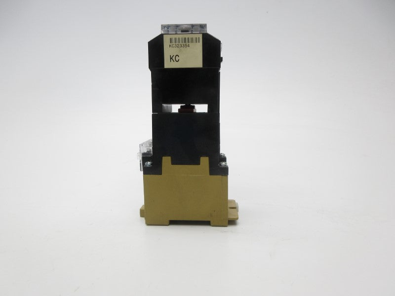 ALLEN BRADLEY 700-P400A1 (AS PICTURED) SER. E 110/115-120V NSNP