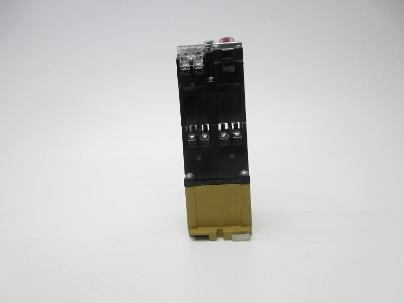 ALLEN BRADLEY 700-P400A1 (AS PICTURED) SER. E 110/115-120V NSNP
