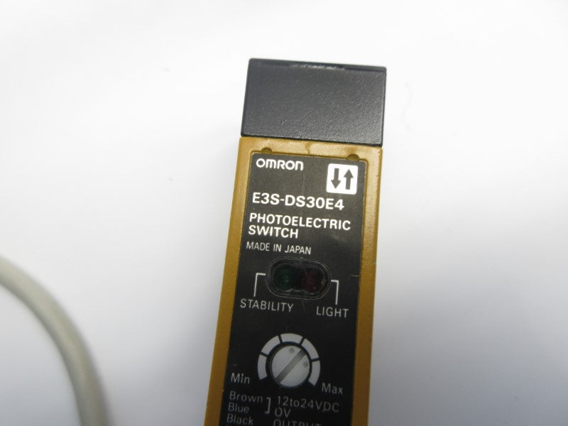 OMRON E3S-DS30E4 12-24VDC NSNP